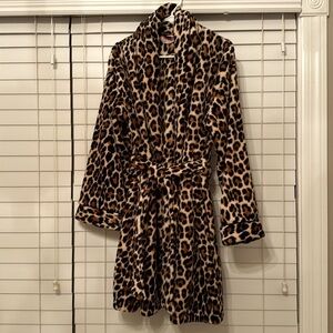 Kate Spade leopard robe